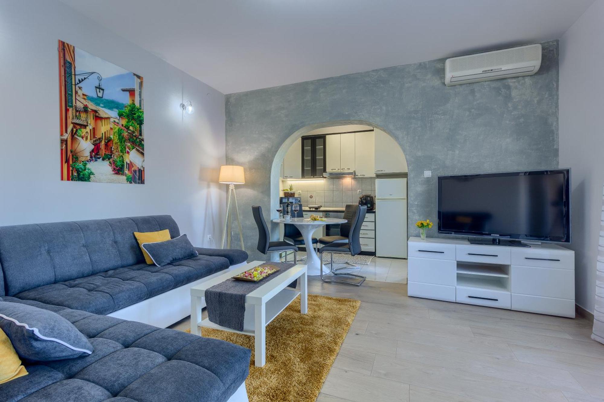 Apartments Pepa Podstrana Room photo